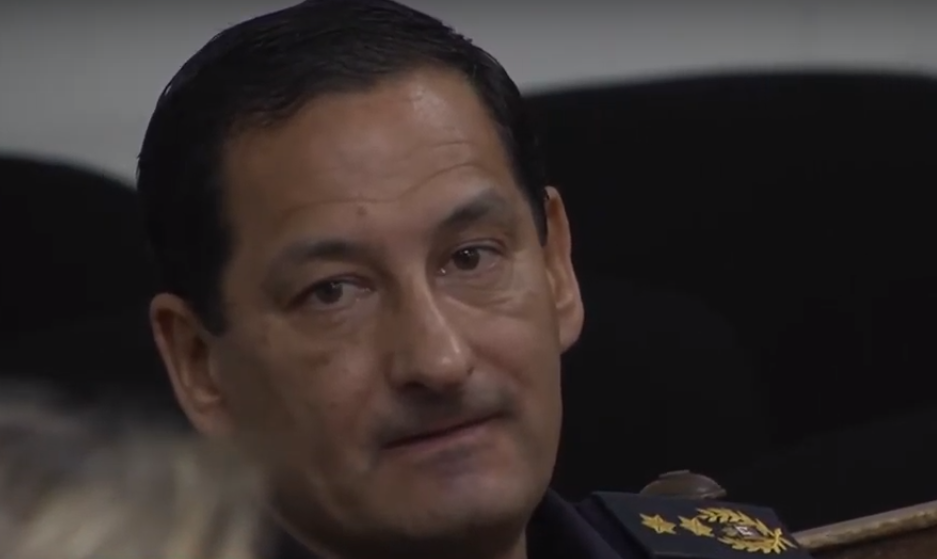 Alberto Gonzalez en la Junta