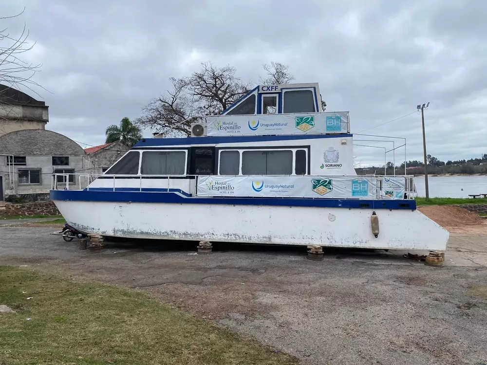 Catamarán Soriano I - mantenimiento gral. 1