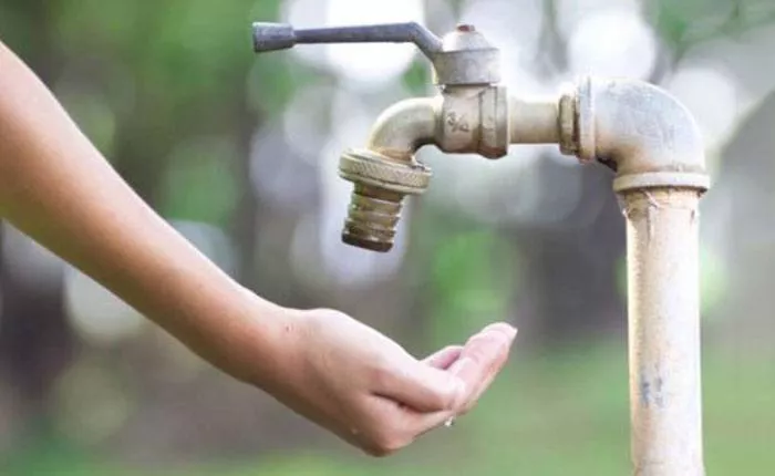 Sin agua