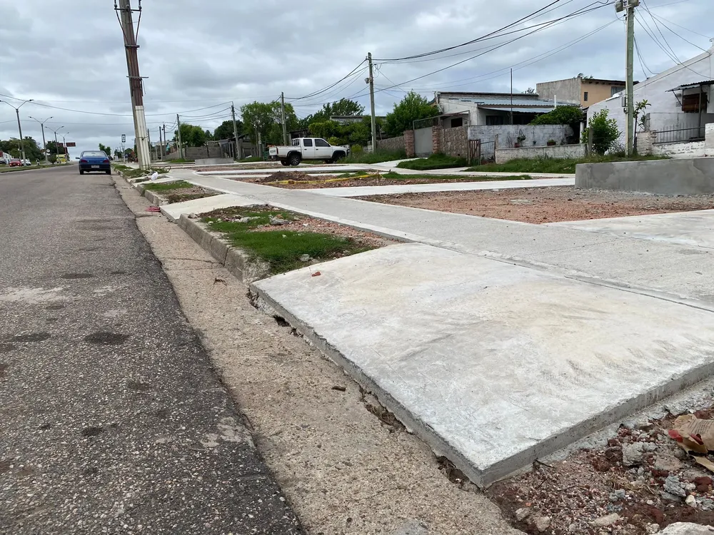 obras accesos Br. Viera y Benavídez - 1