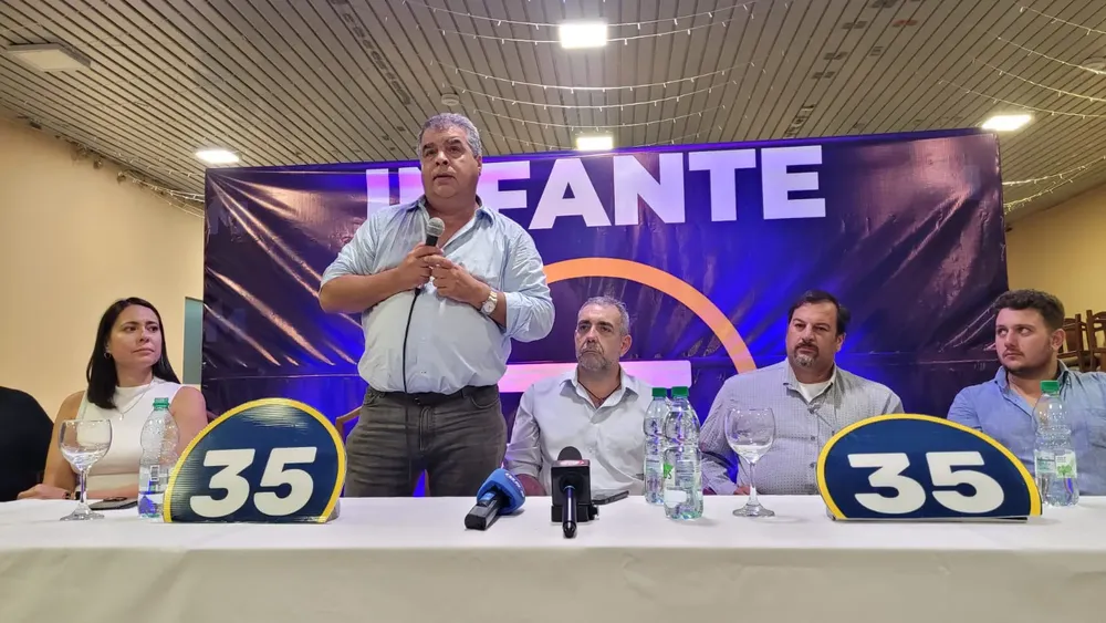 Rodrigo Blás - 250211