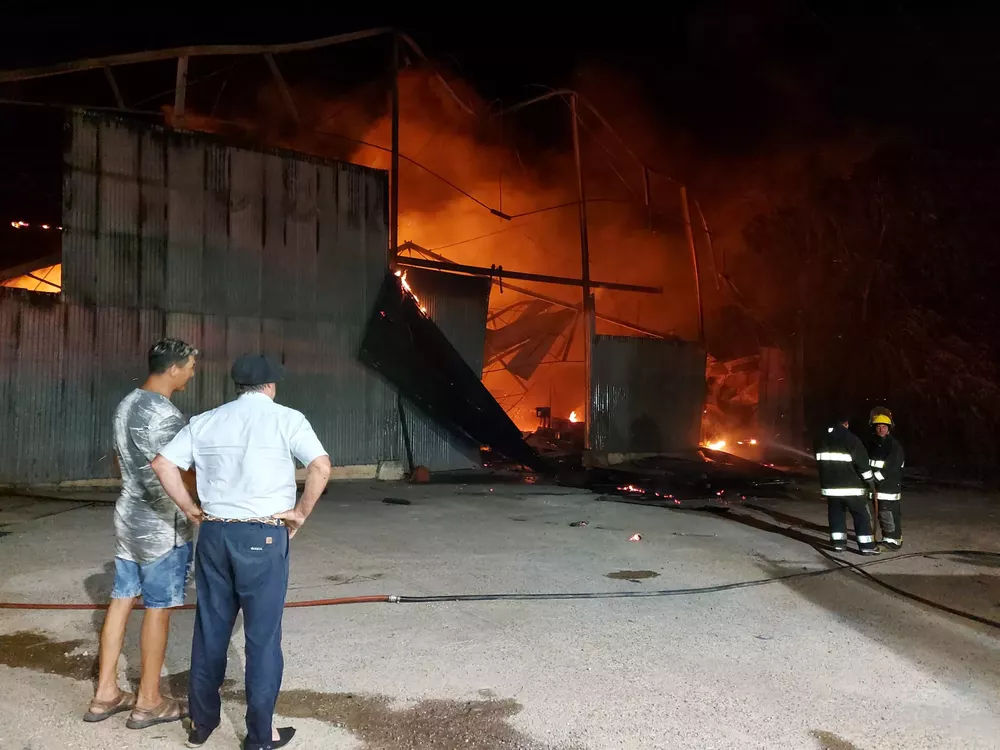 incendio intendente ayuda
