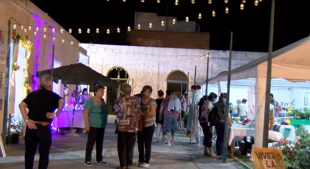 Fiesta Rosa 324214