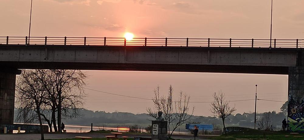 Puente sobre el rio Negro 1