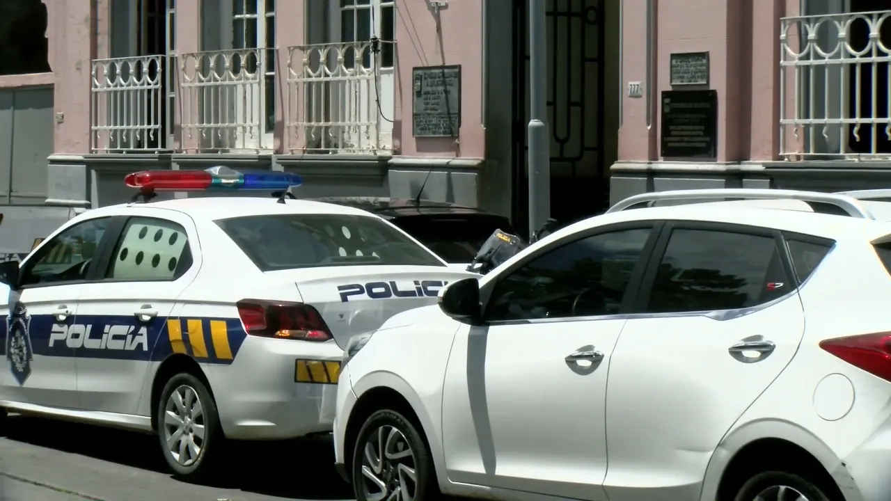 policia maldonado 32423 (3)