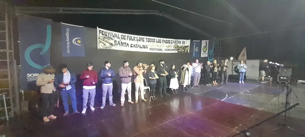 todos los pagos cantan en santa catalina