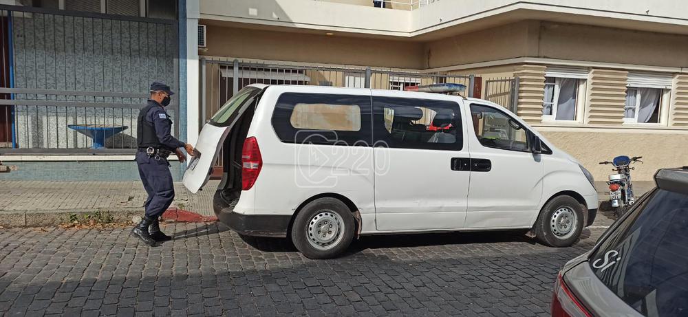 Fiscalia Mercedes 2342341324 (1)