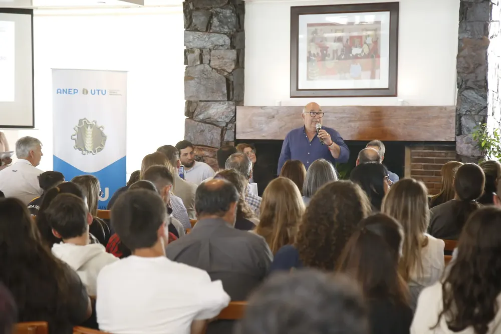 renovacion comodato parador escuela utu (11)