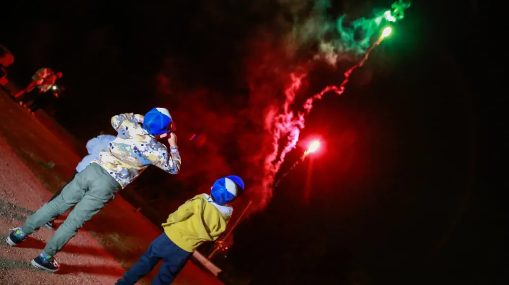 37001591-a9aa-5809-80e6-01ab2cfaa697