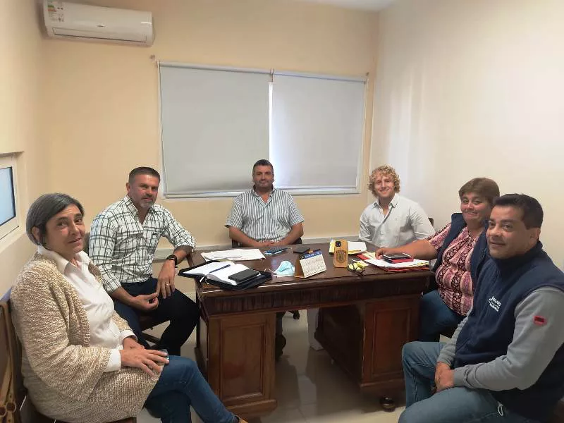 reunión por reciclaje de residuos en Dolores (1)