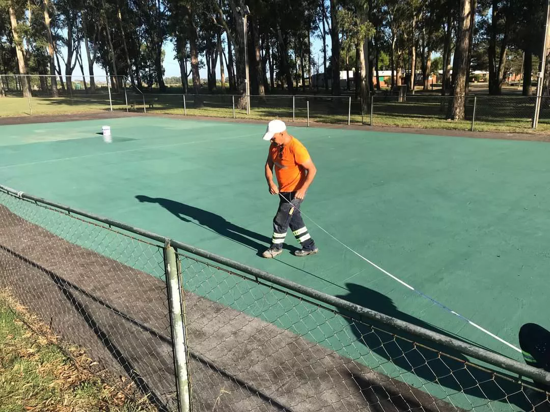 Cardona - reparación canchas tenis 2