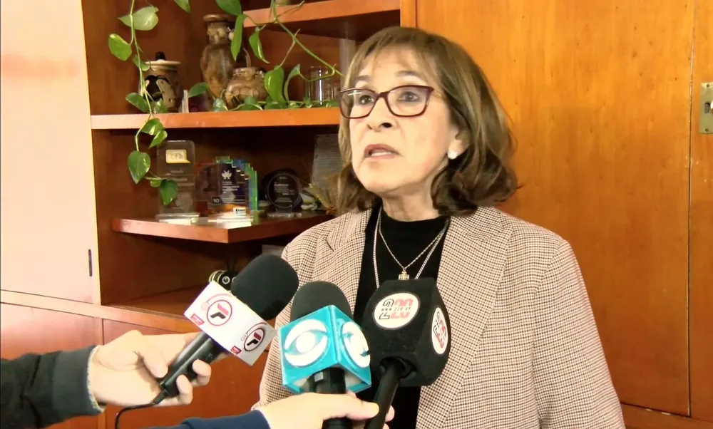 Screenshot_2024-08-10-00-41-36-438-edit_com.miui.videoplayer