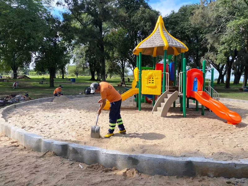 mejoras en parque Mauá - juegos infantiles 1 (1)