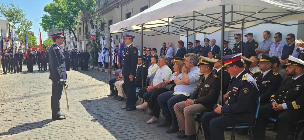 Besozzi en acto de Bomberos - 4