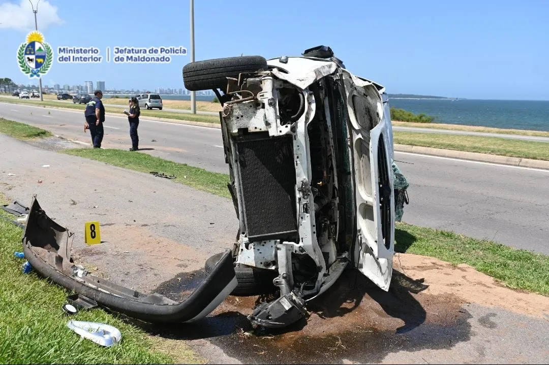 8a2787a5-3912-4641-98ea-041b1d440da8