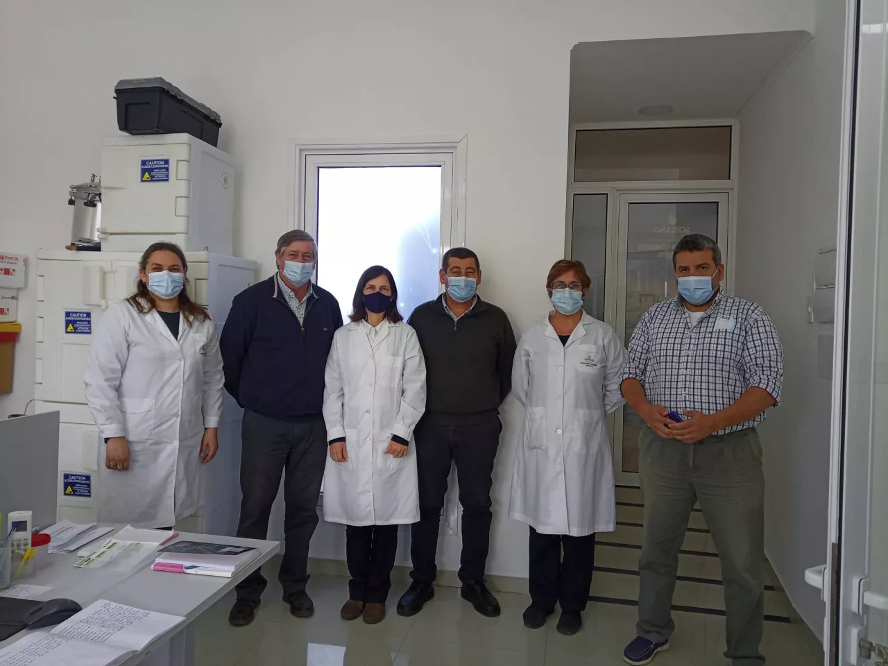 thumbnail_Besozzi en visita a Laboratorio Mpal