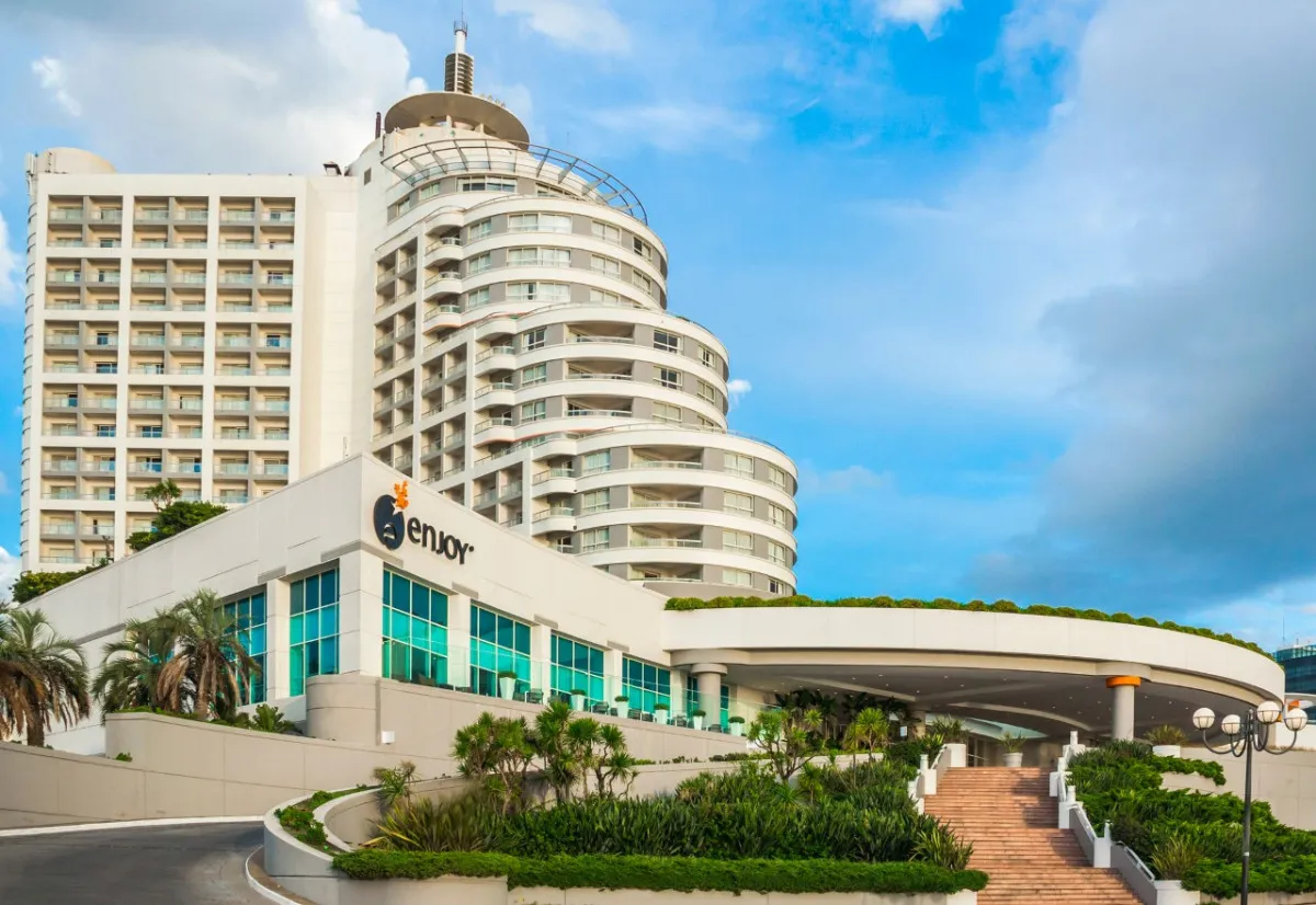 L_100211_enjoy-punta-ok04