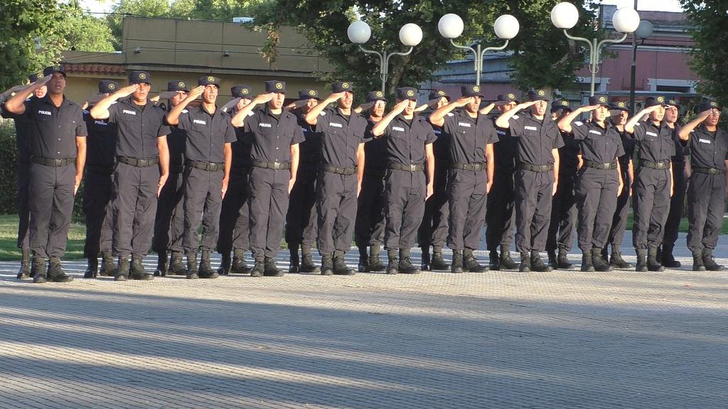 acto egresados policias- dic18 (2)