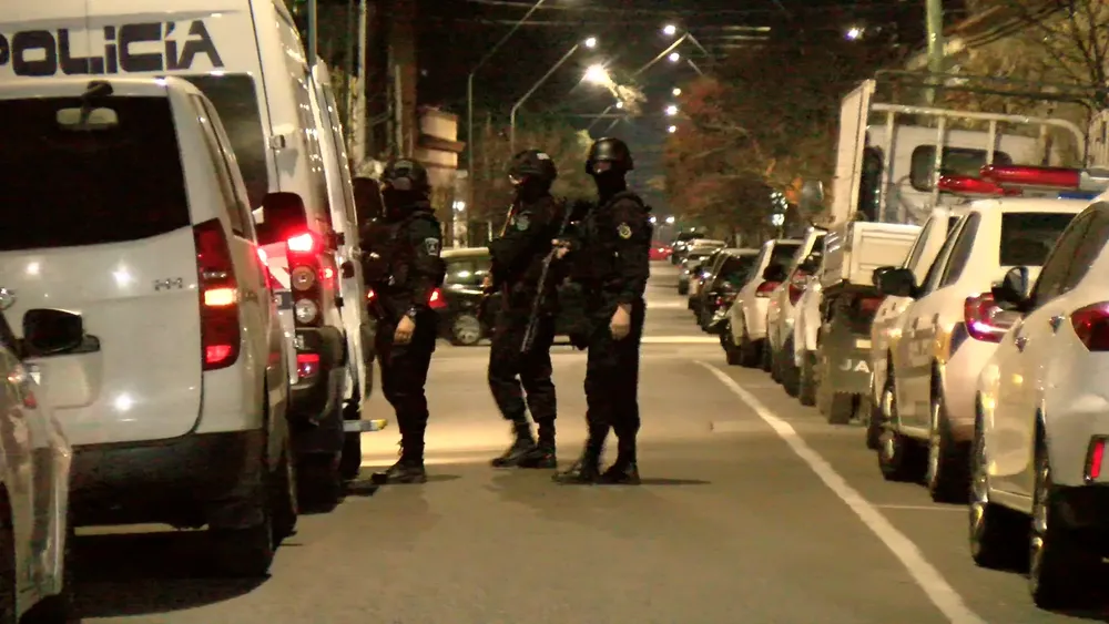 imagenes operativo detenidos 324