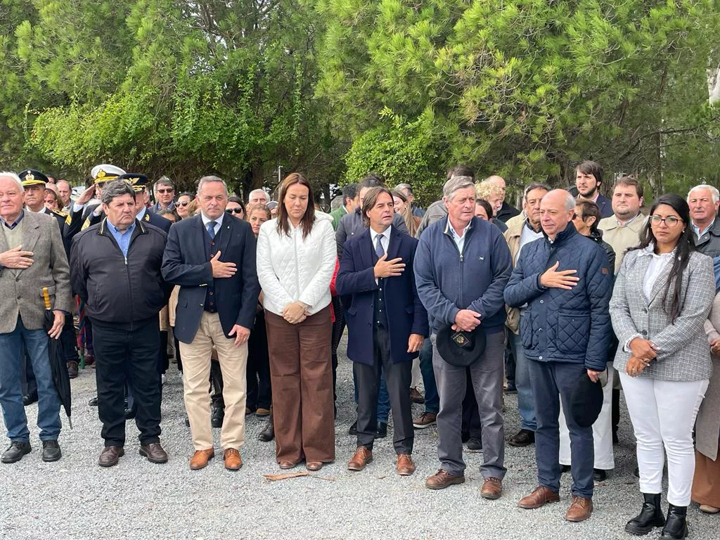Ministro garcia Desembarco33 Orientales