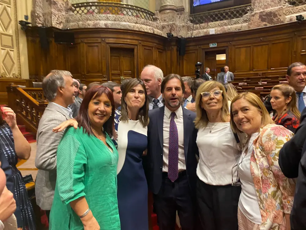 lacalle tras discuso asamblea general legislativa