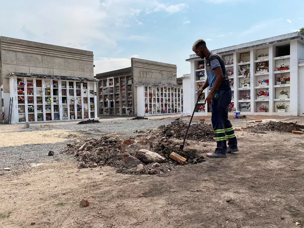 obras nuevos nichos Cementerio Central 3