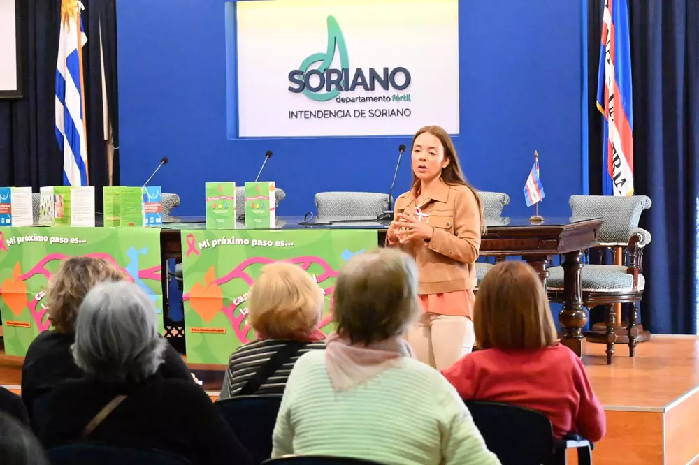 charla sobre cáncer de mama