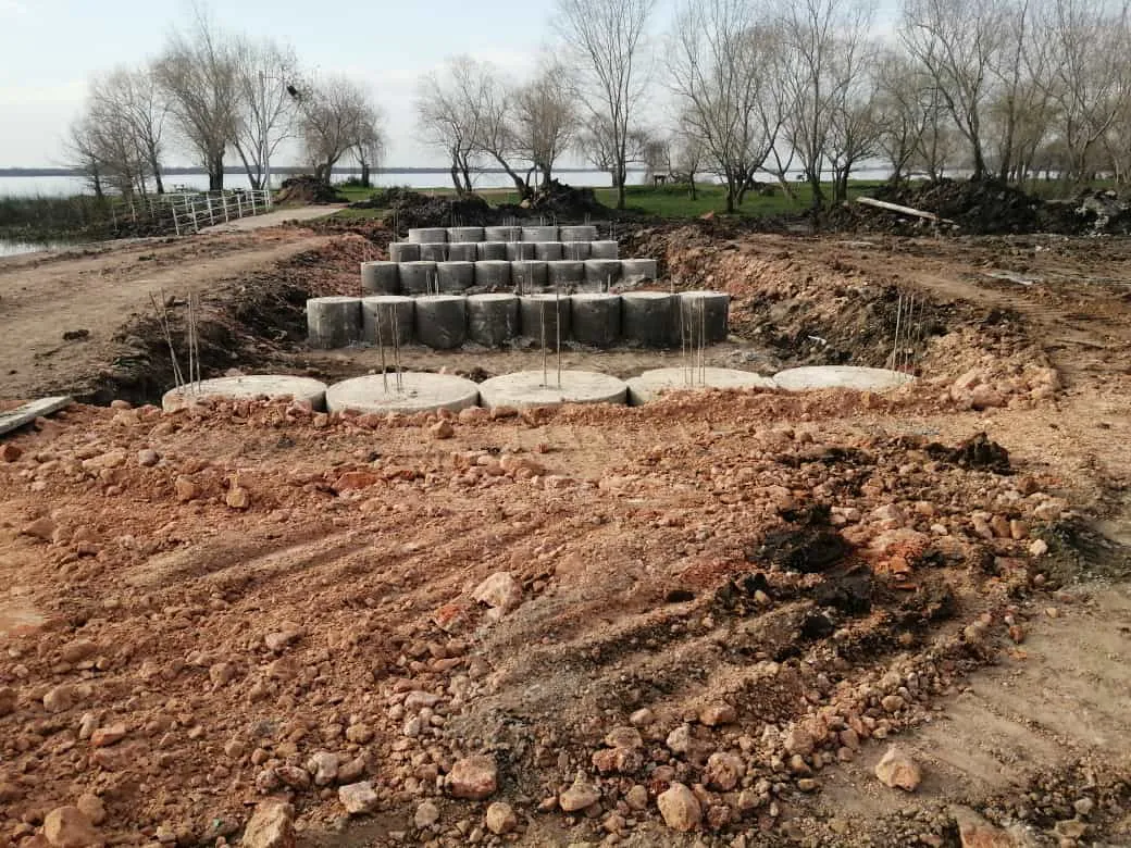 V. Soriano - obras basamento puente de La islita - 1
