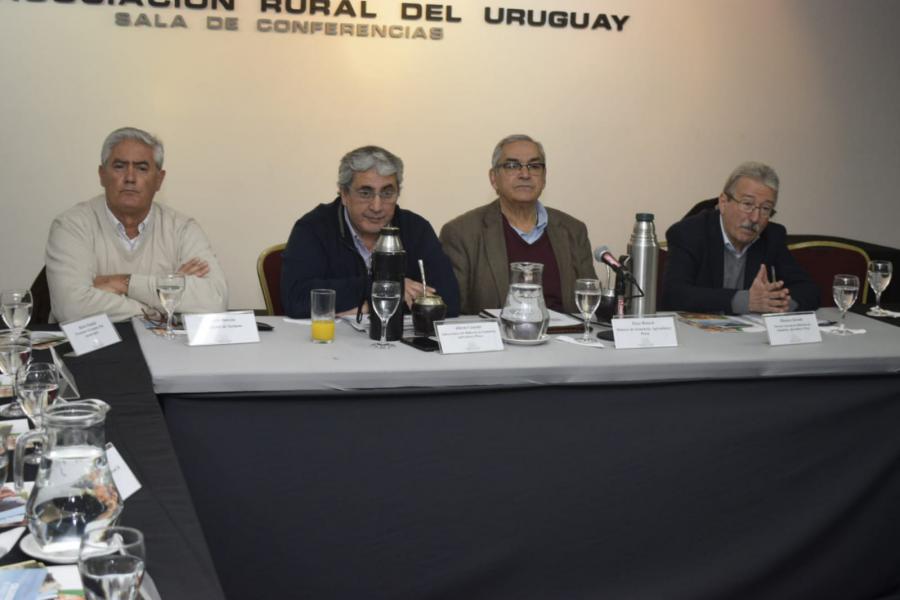 thumbnail_Bascou en el Consejo Agropecuario nacional 2