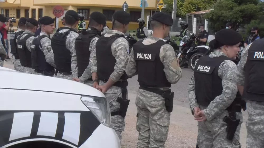 Policia Maldonado trer