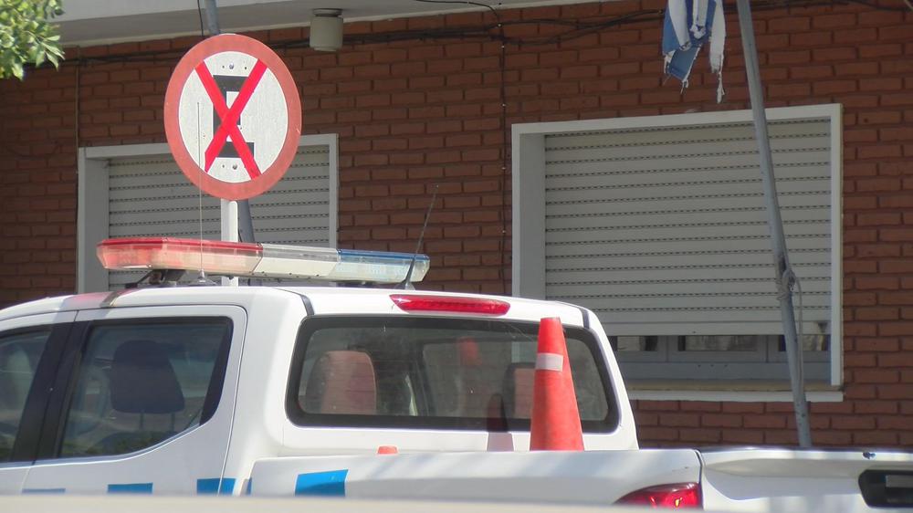 Policia Dolores MAR21 (3)