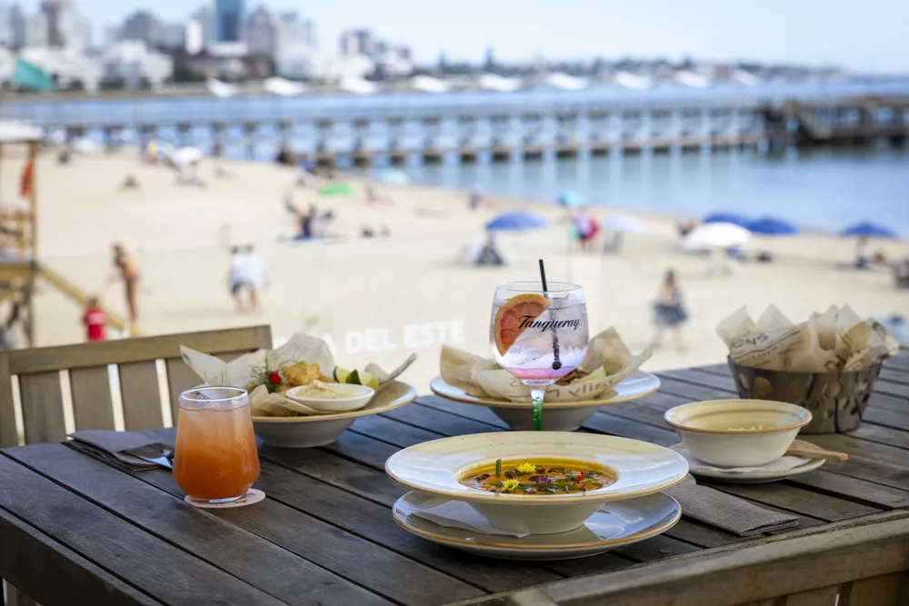 Ovo beach - Pablo Kreimbuhl