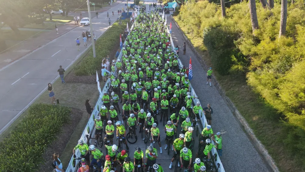 49c6e312-a003-4feb-8111-e084b2f619b6