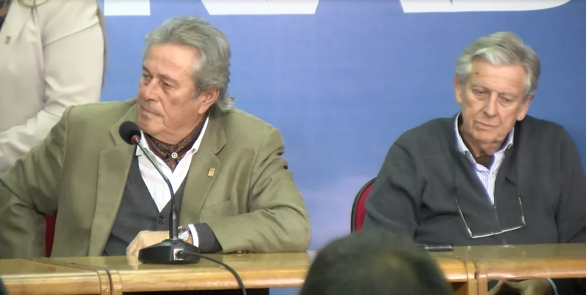 Antia y Pereira 234
