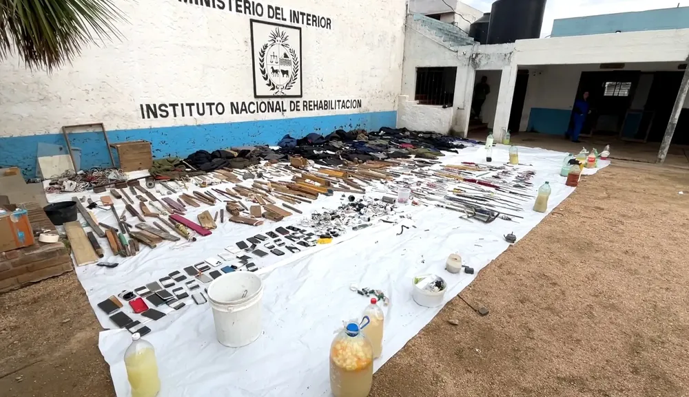 Screenshot_2024-06-13-23-06-00-991-edit_com.miui.videoplayer