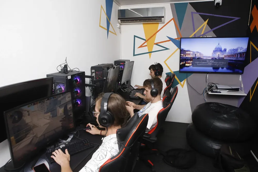 294f219b-4907-4144-8246-ace2e00b125b