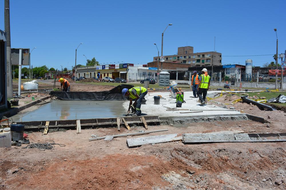 hormigón armado en rotonda de Wilson ferreira Aldunate 3