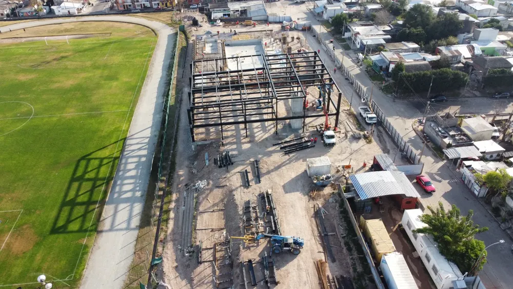 obras del CDM - montaje de estructuras metálicas y base de piscinas - 4