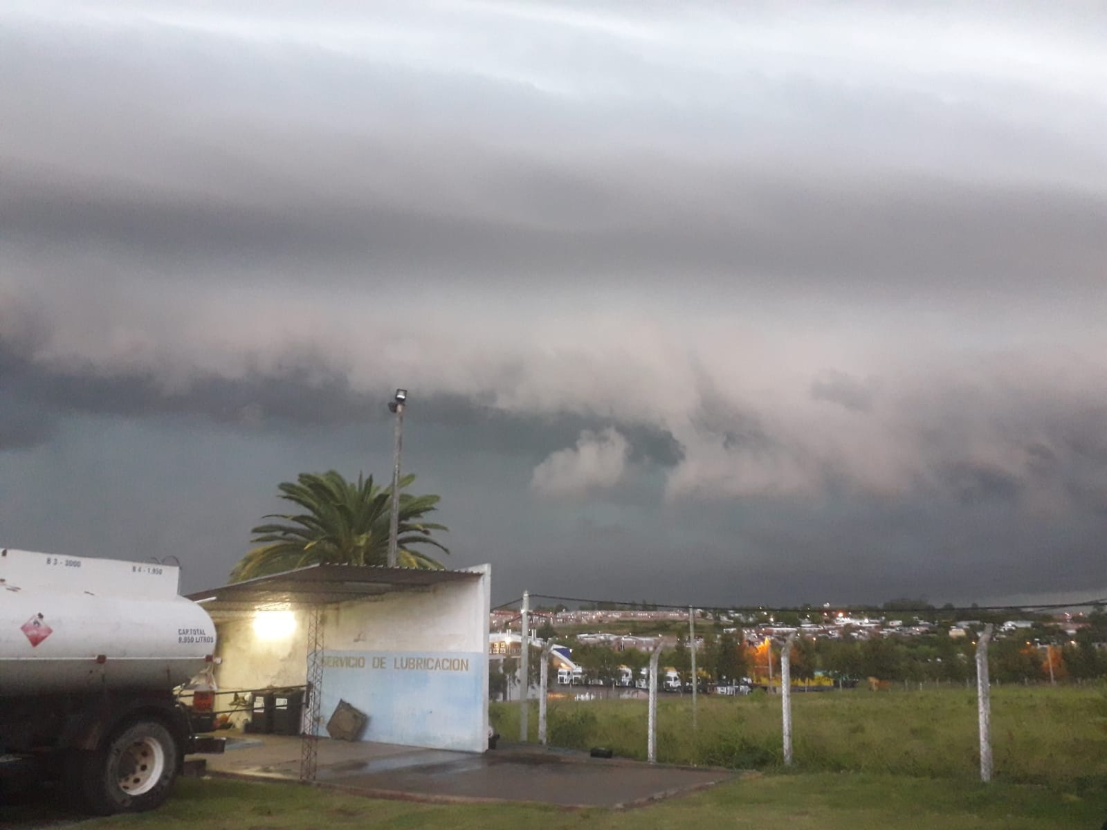 e2a1b6ed-ffe1-412f-94b4-bc3ad71d3091