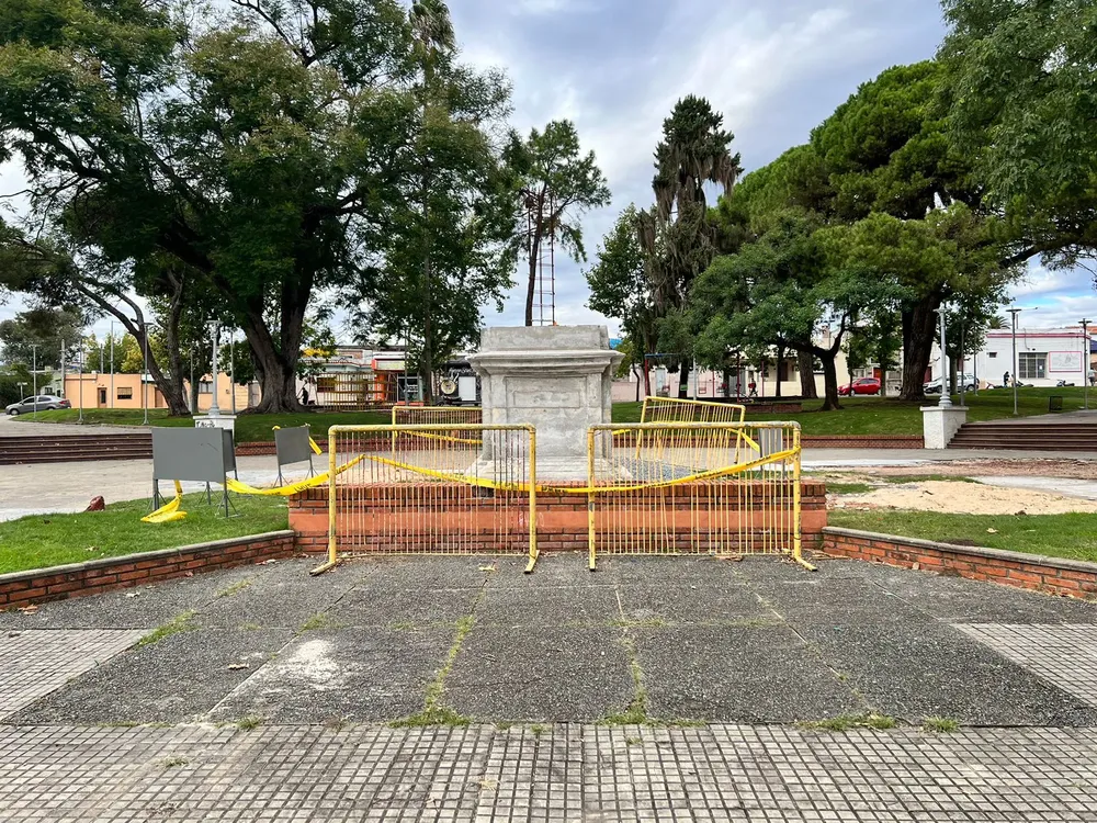 obras basamento columna Libertad - 2