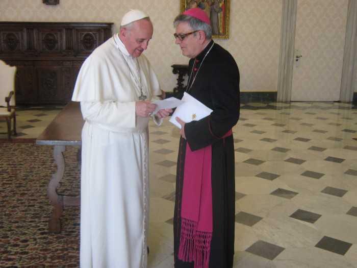 papa francisco y collazzi