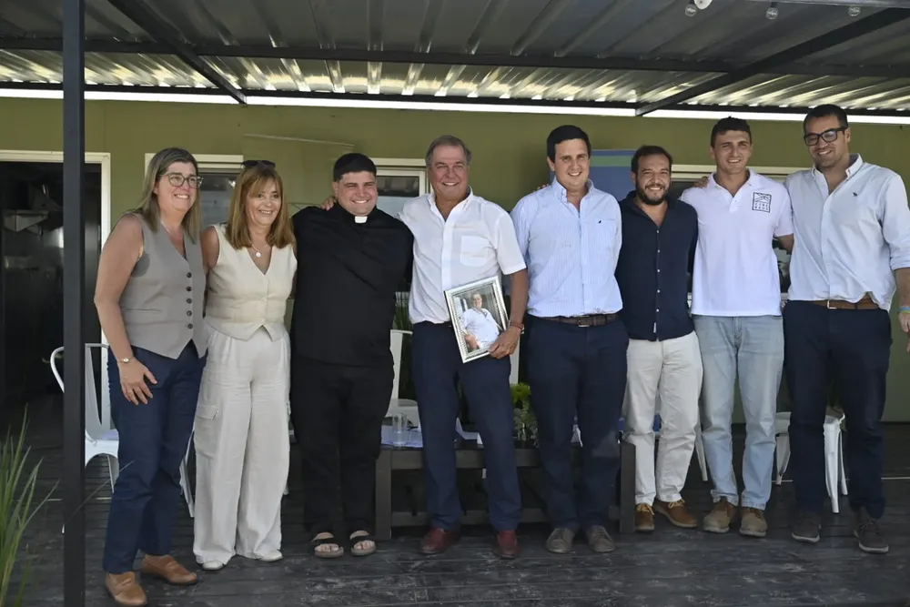 1fe9eee9-52db-5486-5923-d94805e521a1