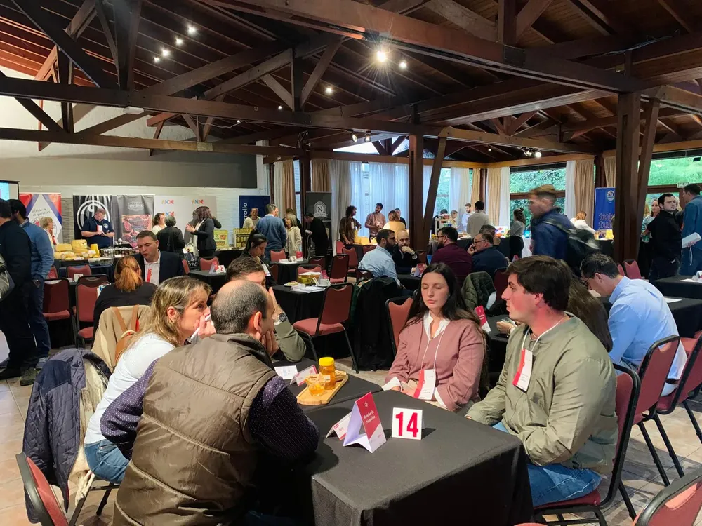 2 general ronda de negocios montevideo