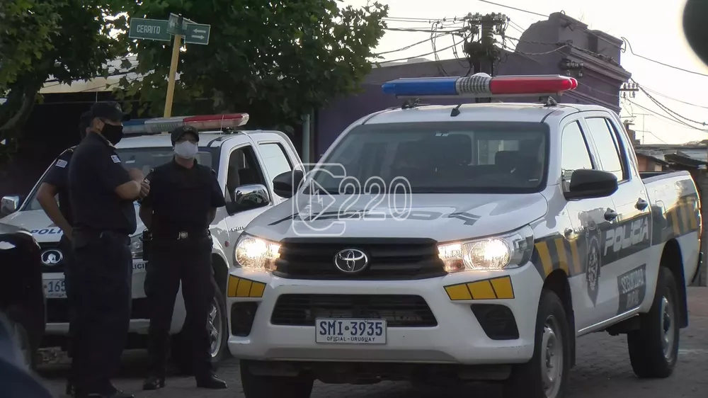 Policia 45442