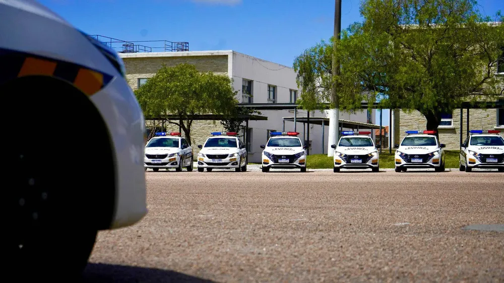 moviles policia 324213