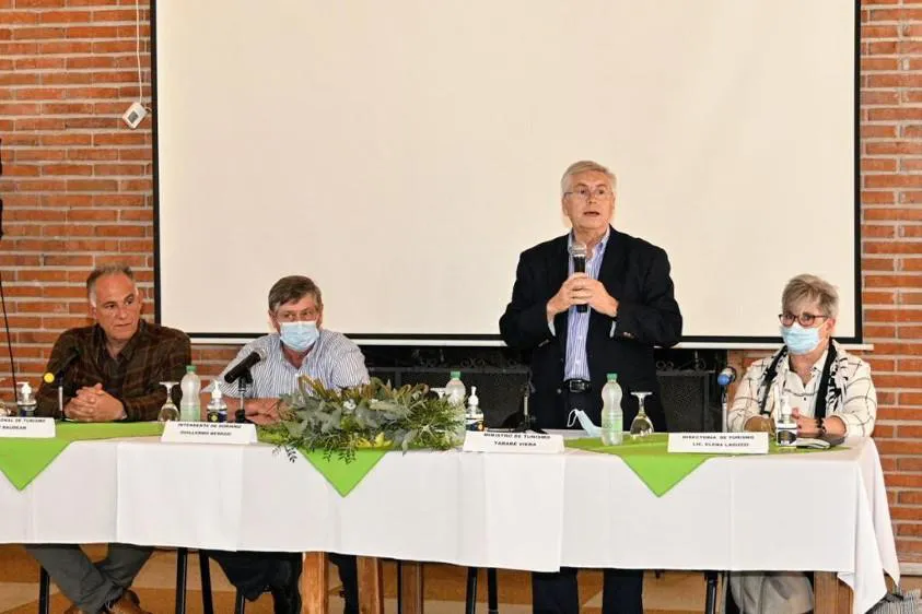 Ministro de Turismo Tabaré Viera en Soriano