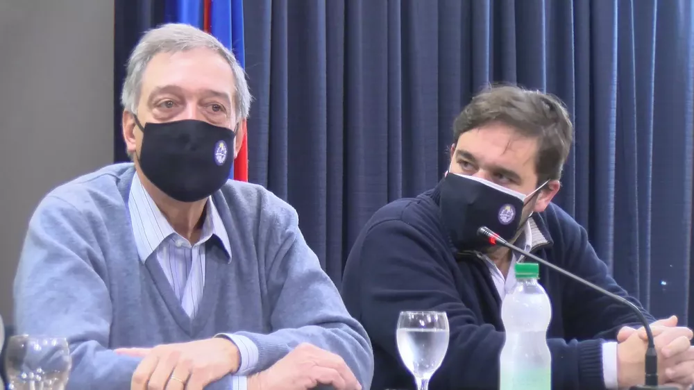 Ministro Mattos y el viceministro Buffa