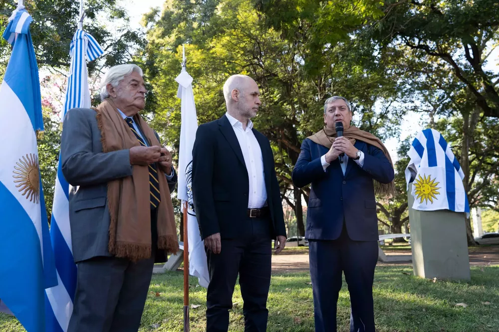 lñacalle herrea busto en Bs As.