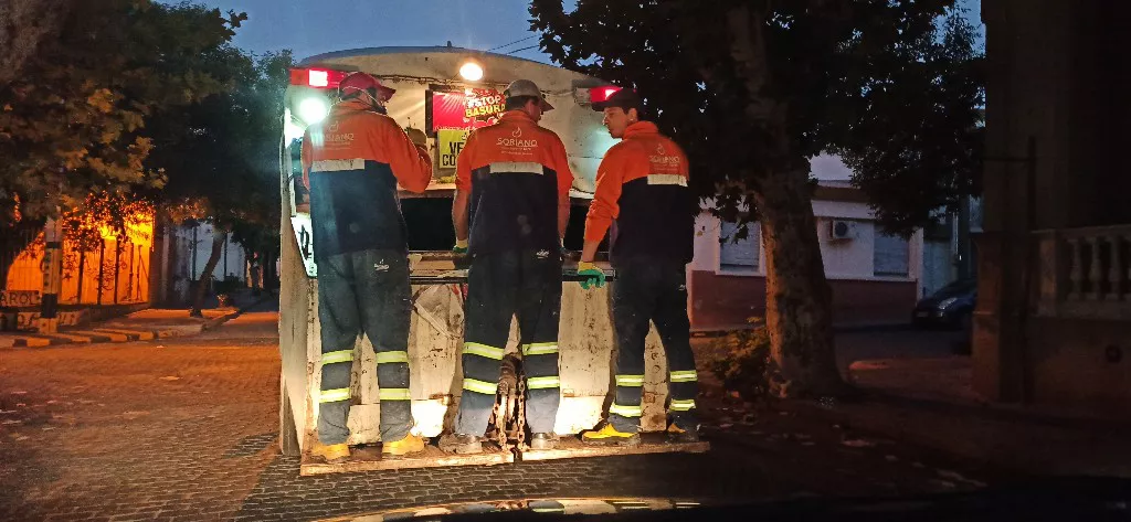 recolectores residuos 234324 (2)