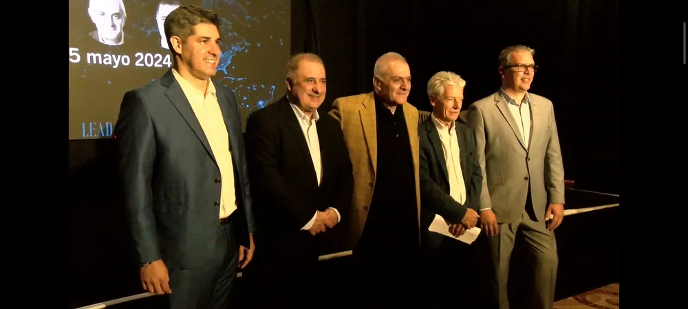 Screenshot_2024-05-25-23-04-48-295_com.miui.videoplayer